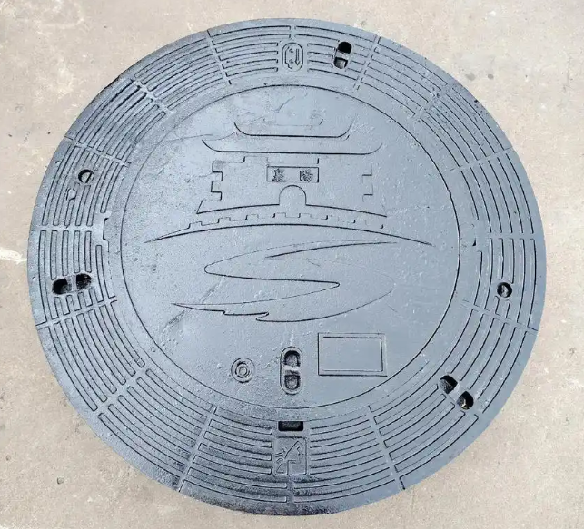 雨湖球墨铸铁井盖定制款展示